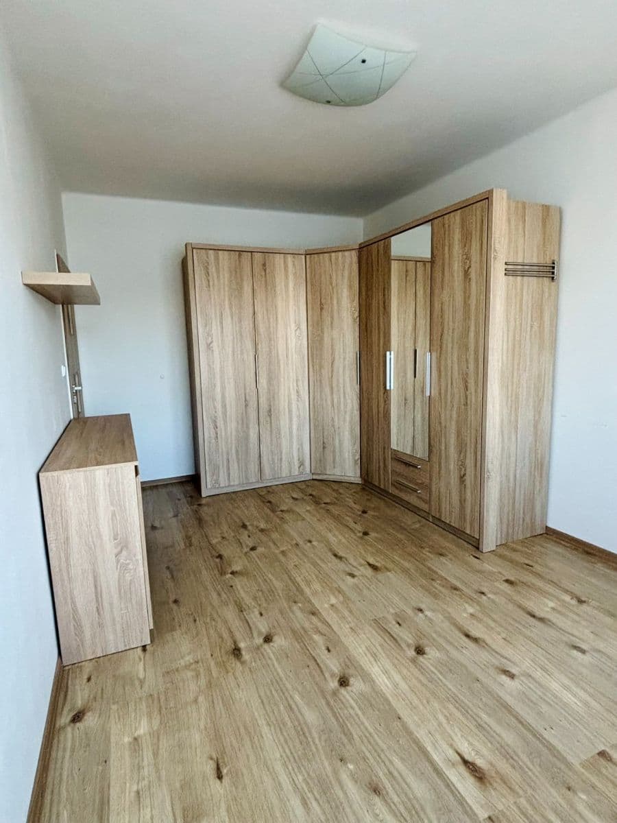 Pronájem bytu 2+kk 54 m², Bludovická, Praha, Praha Pronájem bytu 2+kk 54 m², Bludovická, Praha, Praha
