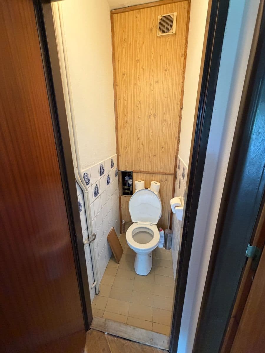 Prodej bytu 3+1 72 m², Plzeňská, Praha, Praha Prodej bytu 3+1 72 m², Plzeňská, Praha, Praha
