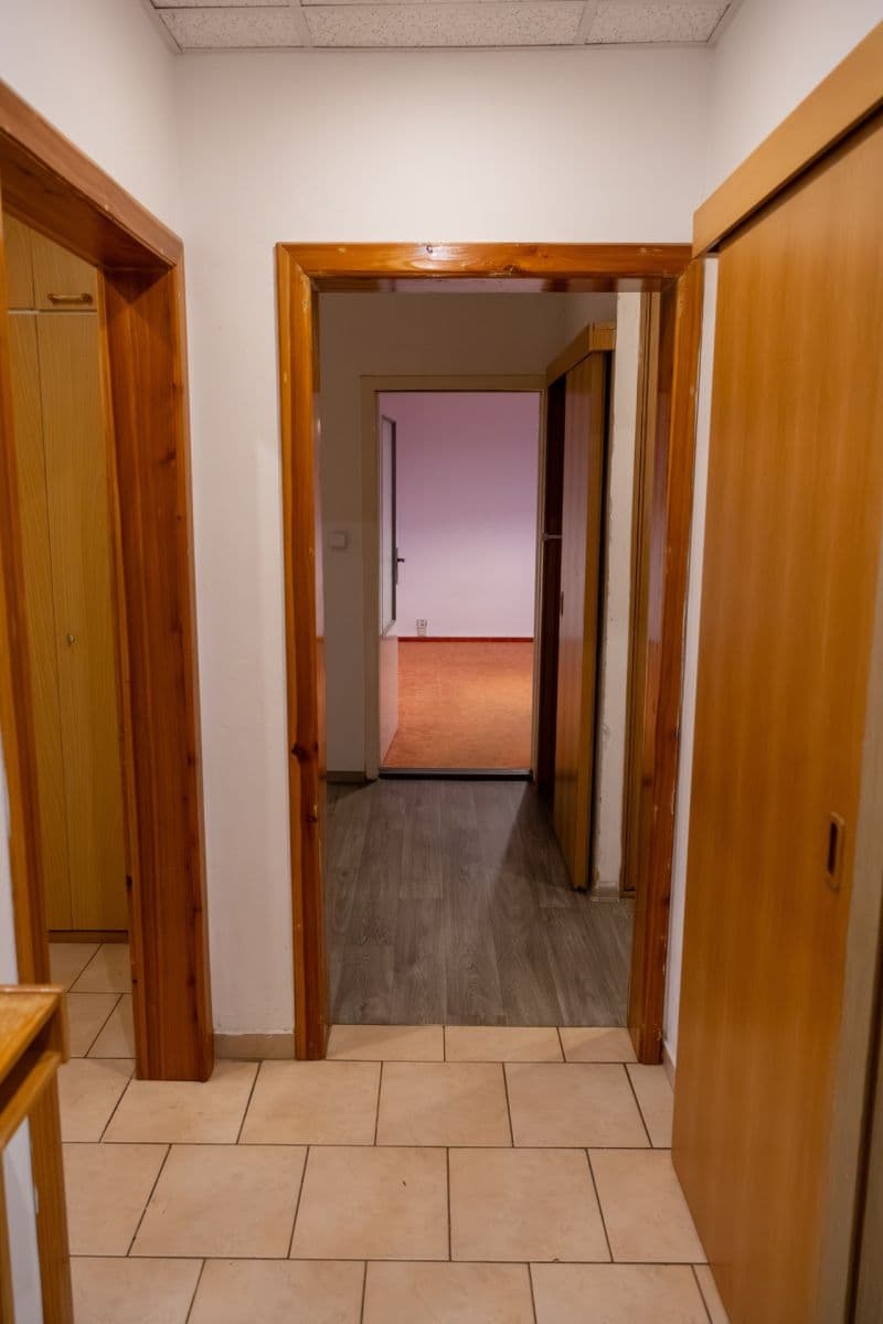 Prodej bytu 4+1 85 m², Lamačova, Praha, Praha Prodej bytu 4+1 85 m², Lamačova, Praha, Praha