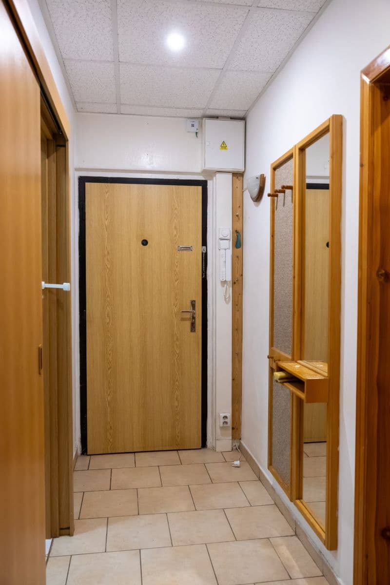 Prodej bytu 4+1 85 m², Lamačova, Praha, Praha Prodej bytu 4+1 85 m², Lamačova, Praha, Praha