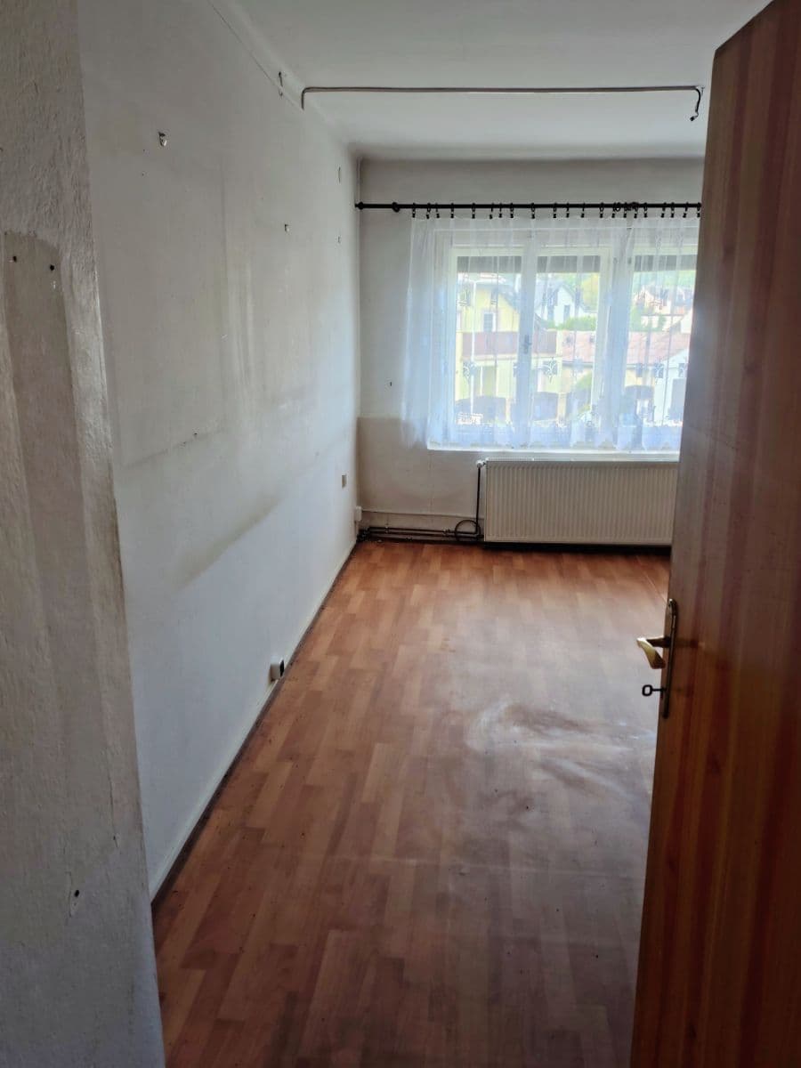 Prodej domu 260 m², pozemek 3.645 m², Kladenská, Lhota, Středočeský kraj Prodej domu 260 m², pozemek 3.645 m², Kladenská, Lhota, Středočeský kraj