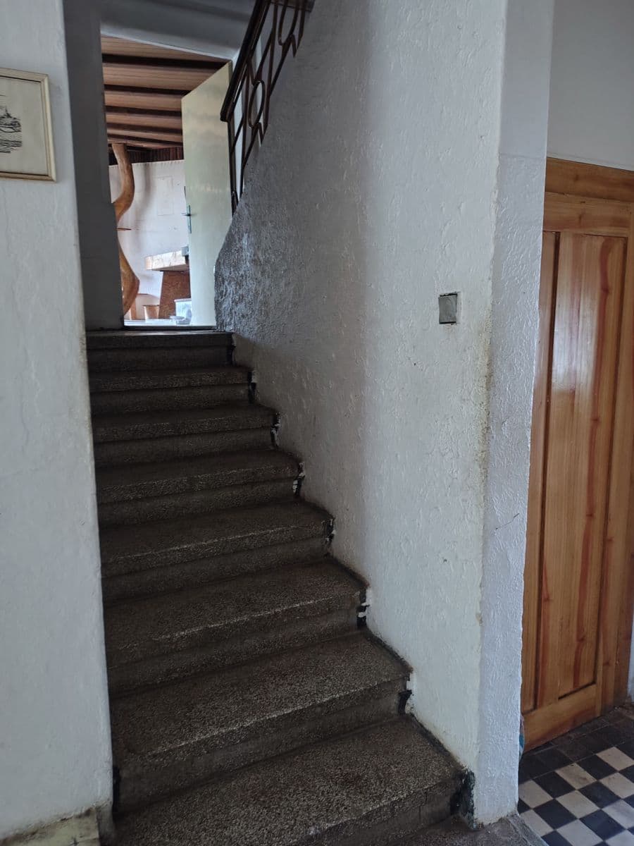 Prodej domu 260 m², pozemek 3.645 m², Kladenská, Lhota, Středočeský kraj Prodej domu 260 m², pozemek 3.645 m², Kladenská, Lhota, Středočeský kraj