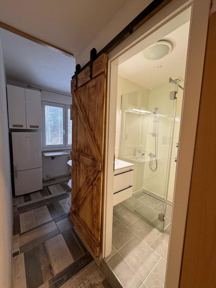 Pronájem bytu 2+1 55 m², Vrchlického, Jihlava, Kraj Vysočina Pronájem bytu 2+1 55 m², Vrchlického, Jihlava, Kraj Vysočina