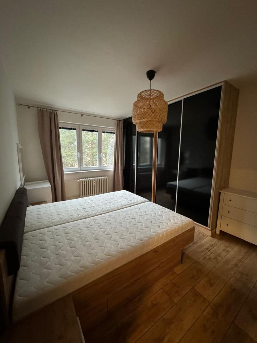 Pronájem bytu 2+1 55 m², Vrchlického, Jihlava, Kraj Vysočina Pronájem bytu 2+1 55 m², Vrchlického, Jihlava, Kraj Vysočina