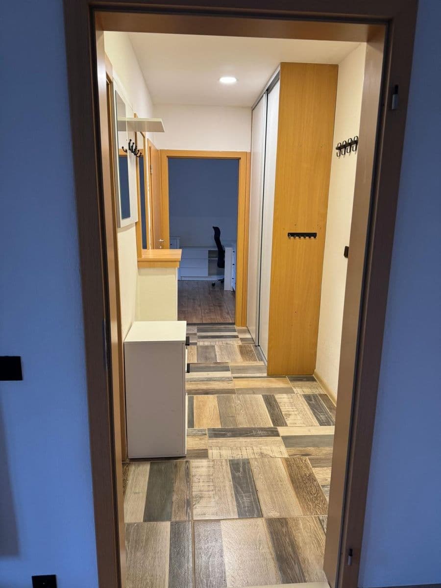 Pronájem bytu 2+1 55 m², Vrchlického, Jihlava, Kraj Vysočina Pronájem bytu 2+1 55 m², Vrchlického, Jihlava, Kraj Vysočina