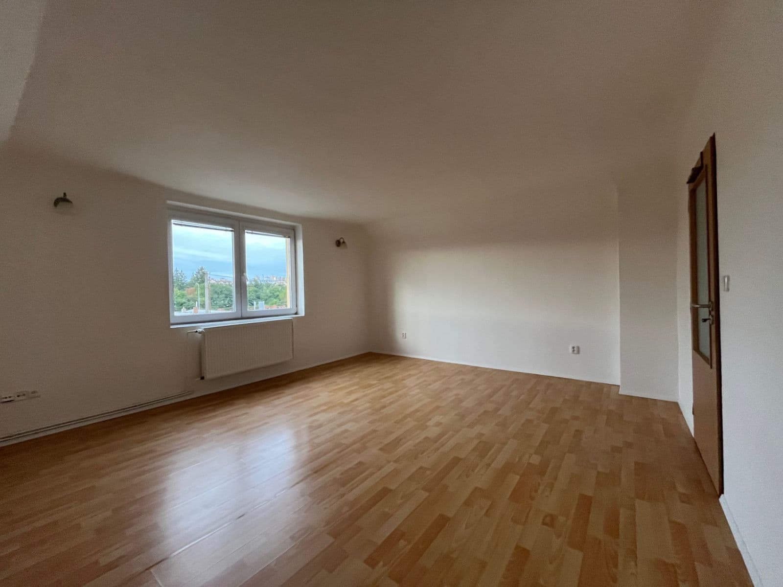Pronájem bytu 1+kk 30 m², Písková, Praha, Praha Pronájem bytu 1+kk 30 m², Písková, Praha, Praha