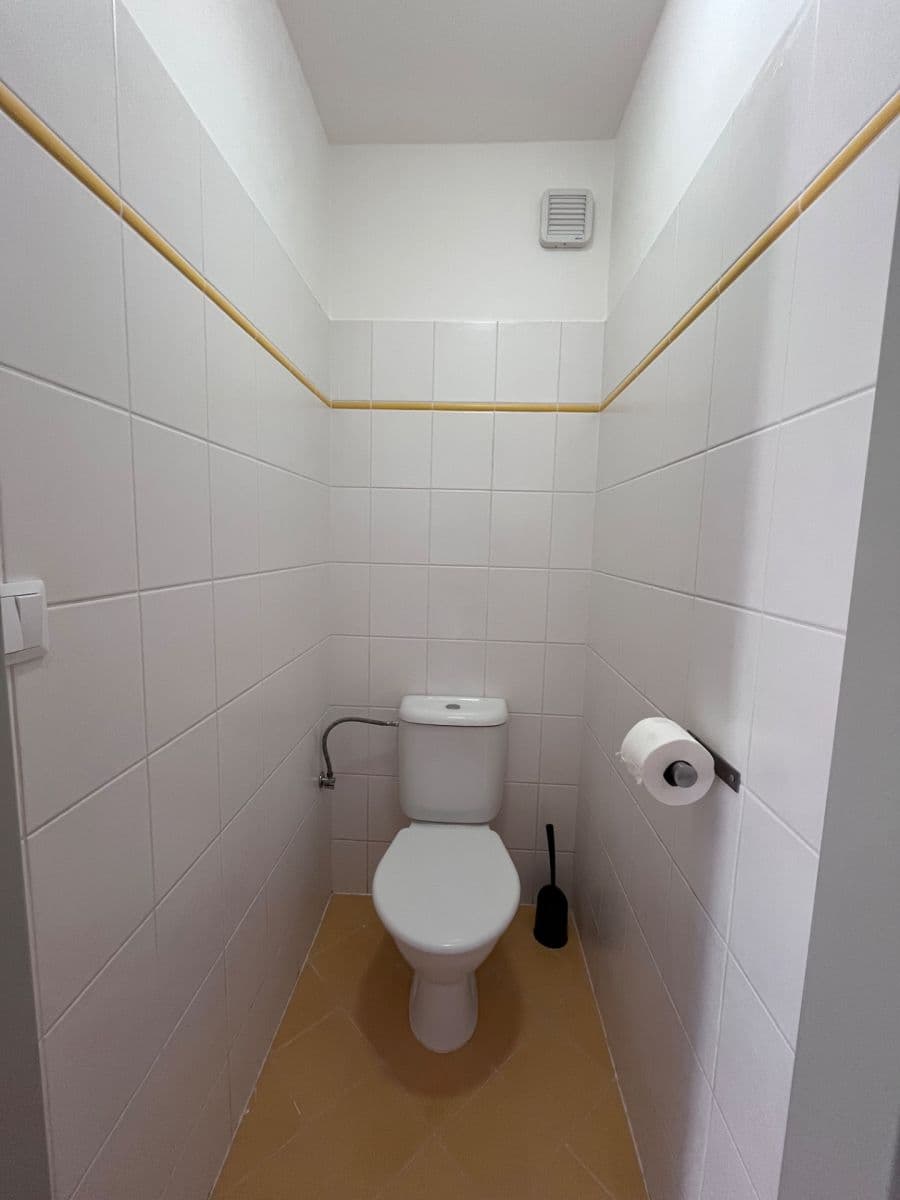 Pronájem bytu 2+kk 72 m², Dlouhá, Tišnov, Jihomoravský kraj Pronájem bytu 2+kk 72 m², Dlouhá, Tišnov, Jihomoravský kraj