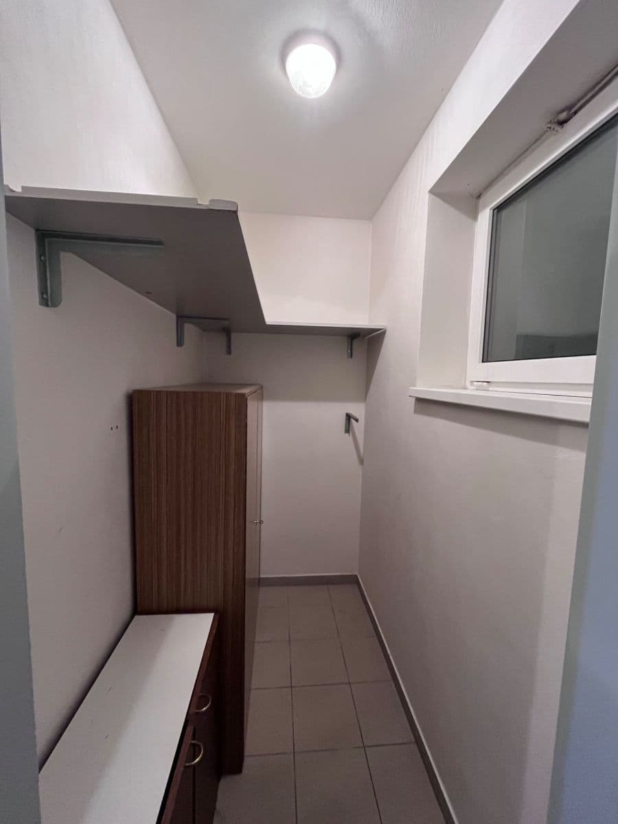 Pronájem bytu 2+kk 72 m², Dlouhá, Tišnov, Jihomoravský kraj Pronájem bytu 2+kk 72 m², Dlouhá, Tišnov, Jihomoravský kraj