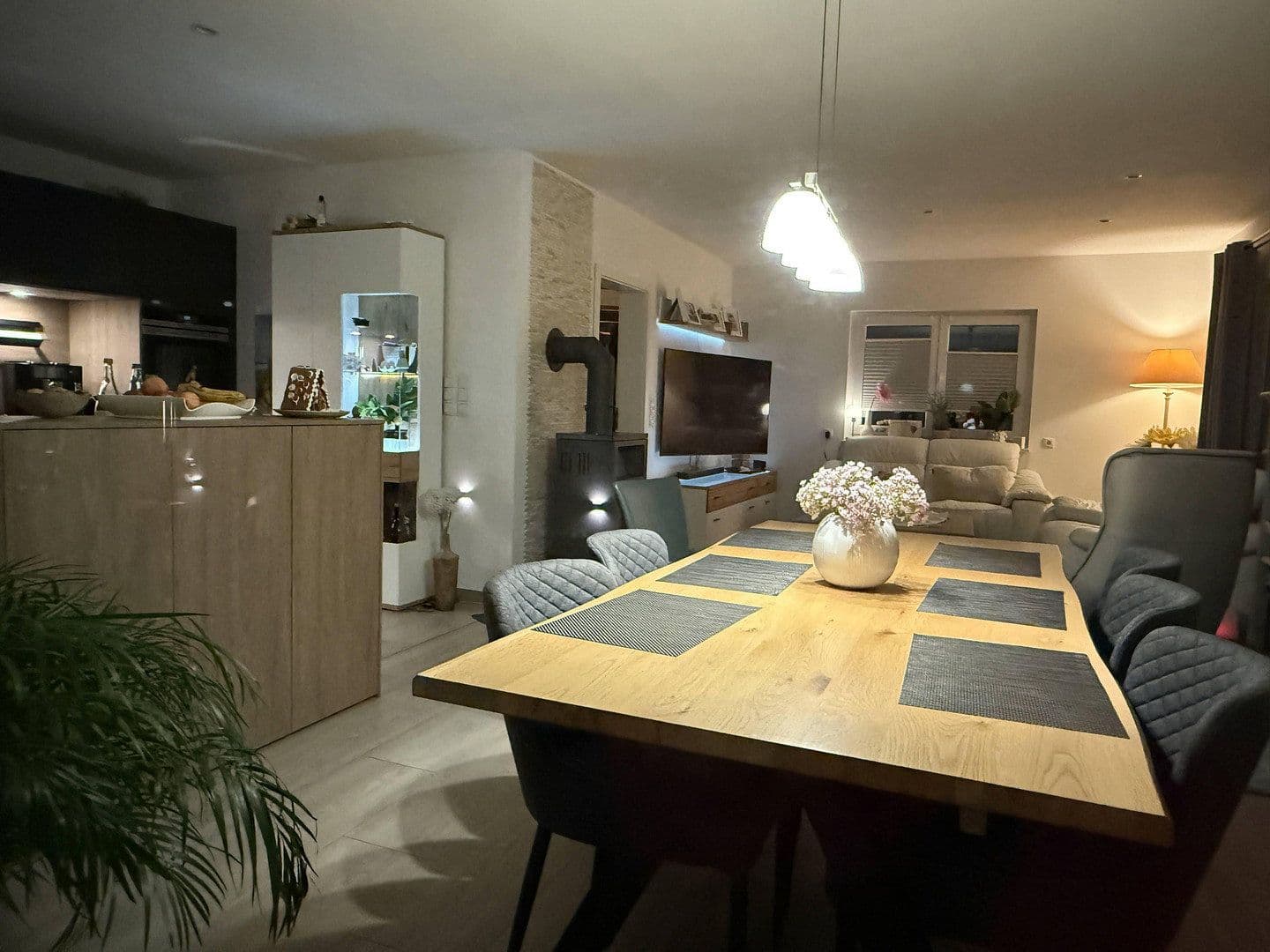 Prodej domu 146 m², pozemek 601 m², Königswalde, Sasko Prodej domu 146 m², pozemek 601 m², Königswalde, Sasko