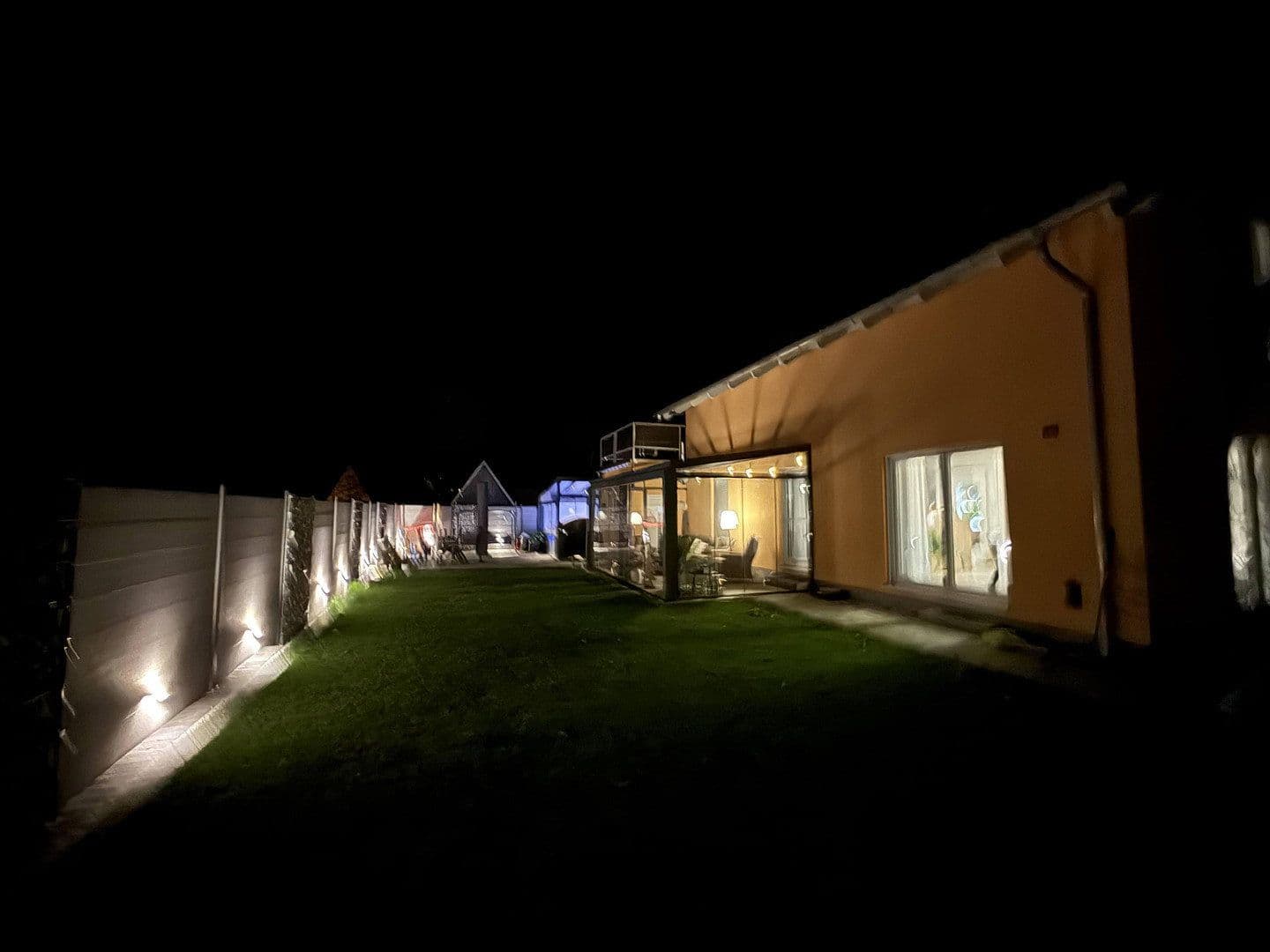 Prodej domu 146 m², pozemek 601 m², Königswalde, Sasko Prodej domu 146 m², pozemek 601 m², Königswalde, Sasko