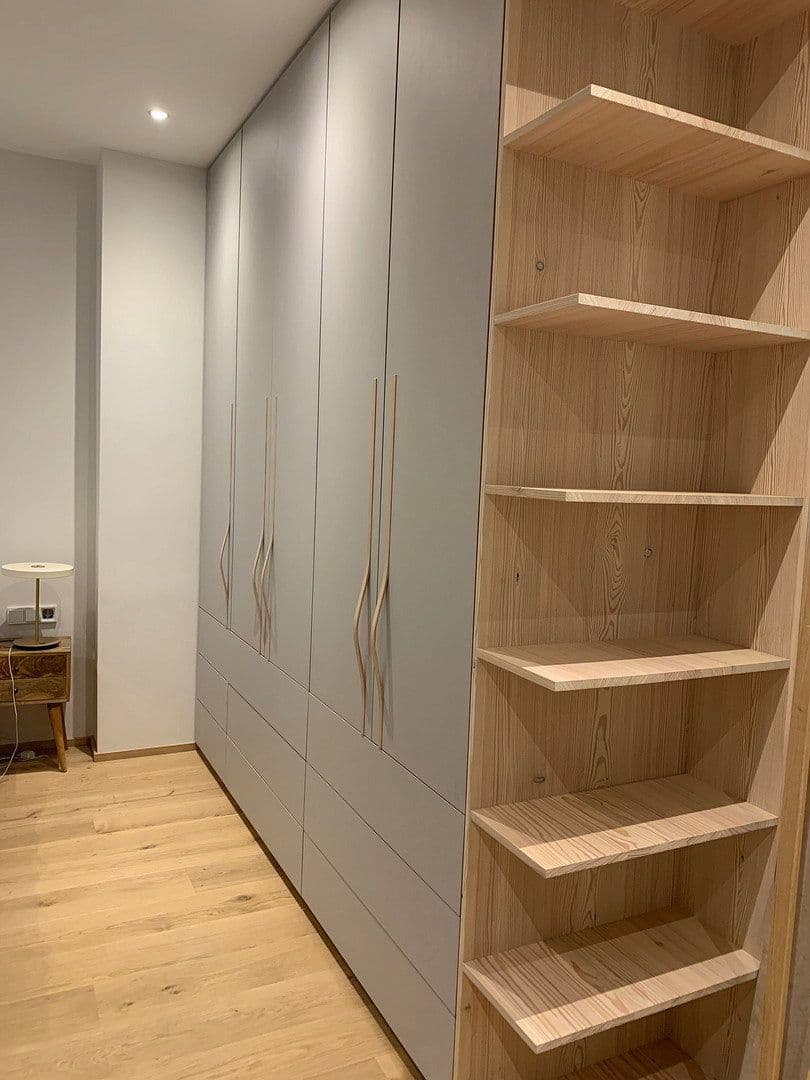 Pronájem bytu 3+1 152 m², Regensburg, Bavorsko Pronájem bytu 3+1 152 m², Regensburg, Bavorsko