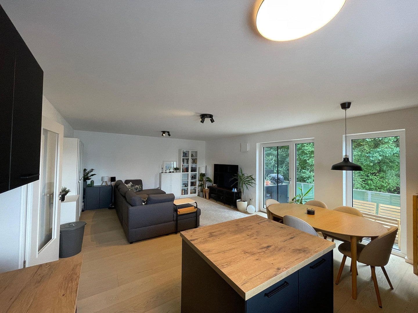 Pronájem bytu 3+1 81 m², Nelkenweg 12, Langenbach, Bavorsko Pronájem bytu 3+1 81 m², Nelkenweg 12, Langenbach, Bavorsko
