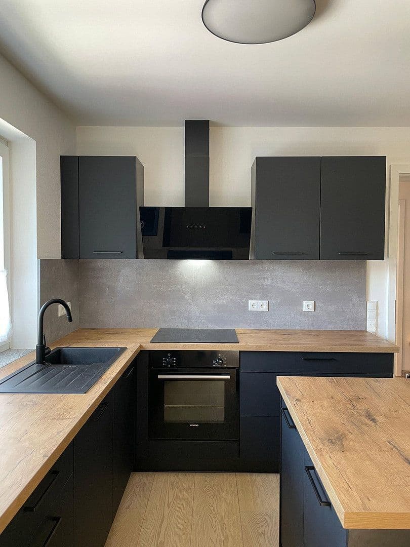 Pronájem bytu 3+1 81 m², Nelkenweg 12, Langenbach, Bavorsko Pronájem bytu 3+1 81 m², Nelkenweg 12, Langenbach, Bavorsko