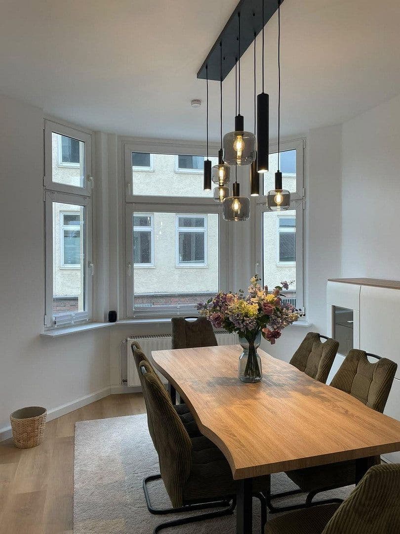 Pronájem bytu 5+1 127 m², Wuppertal, Severní Porýní-Vestfálsko Pronájem bytu 5+1 127 m², Wuppertal, Severní Porýní-Vestfálsko