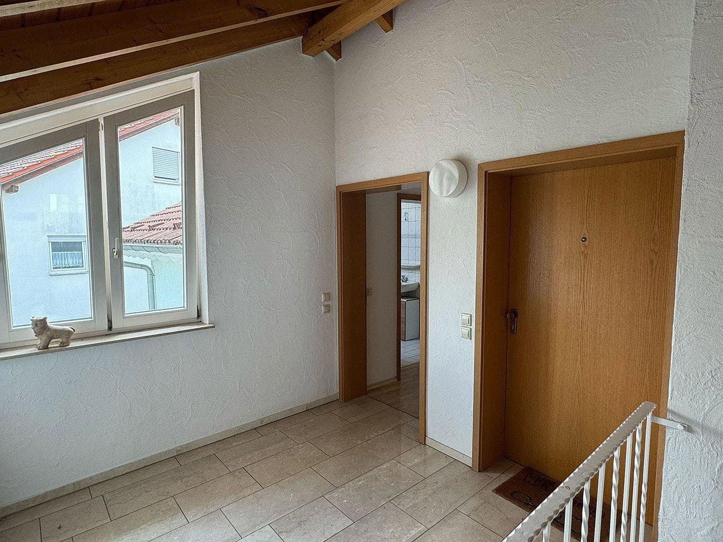 Pronájem bytu 3+1 64 m², Hohlweg 14, Cleebronn, Bádensko-Württembersko Pronájem bytu 3+1 64 m², Hohlweg 14, Cleebronn, Bádensko-Württembersko