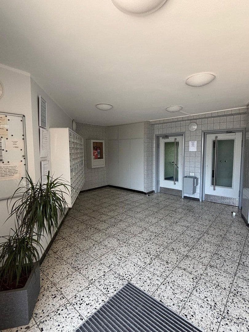 Pronájem bytu 3+1 65 m², Drei Knappen 18, Oberhausen, Severní Porýní-Vestfálsko Pronájem bytu 3+1 65 m², Drei Knappen 18, Oberhausen, Severní Porýní-Vestfálsko