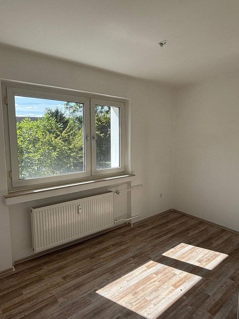 Pronájem bytu 3+1 65 m², Drei Knappen 18, Oberhausen, Severní Porýní-Vestfálsko Pronájem bytu 3+1 65 m², Drei Knappen 18, Oberhausen, Severní Porýní-Vestfálsko