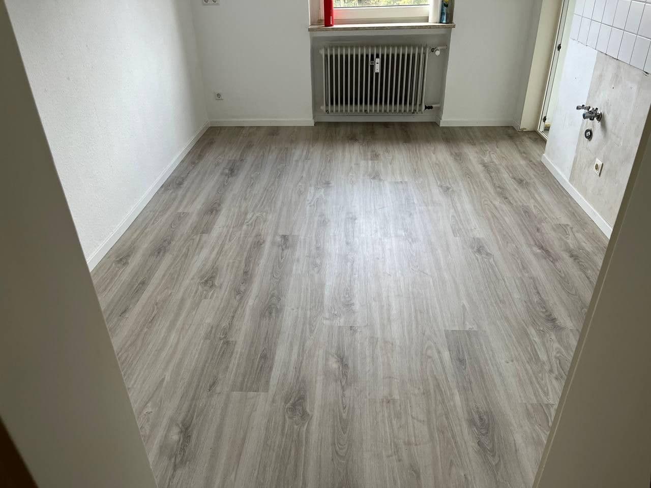 Pronájem bytu 4+1 107 m², Zweibrücken, Porýní-Falc Pronájem bytu 4+1 107 m², Zweibrücken, Porýní-Falc