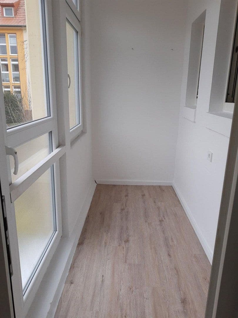 Pronájem bytu 4+1 107 m², Zweibrücken, Porýní-Falc Pronájem bytu 4+1 107 m², Zweibrücken, Porýní-Falc