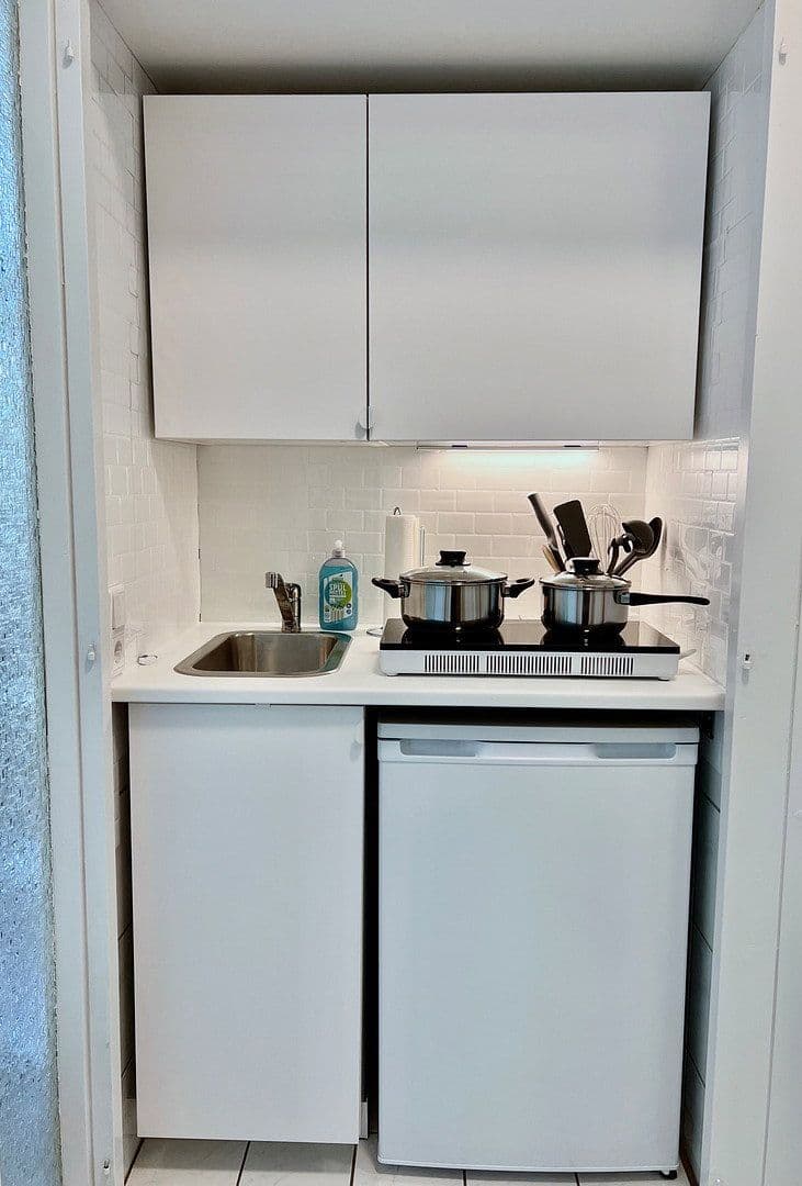 Pronájem bytu 1+1 30 m², Wuppertal, Severní Porýní-Vestfálsko Pronájem bytu 1+1 30 m², Wuppertal, Severní Porýní-Vestfálsko