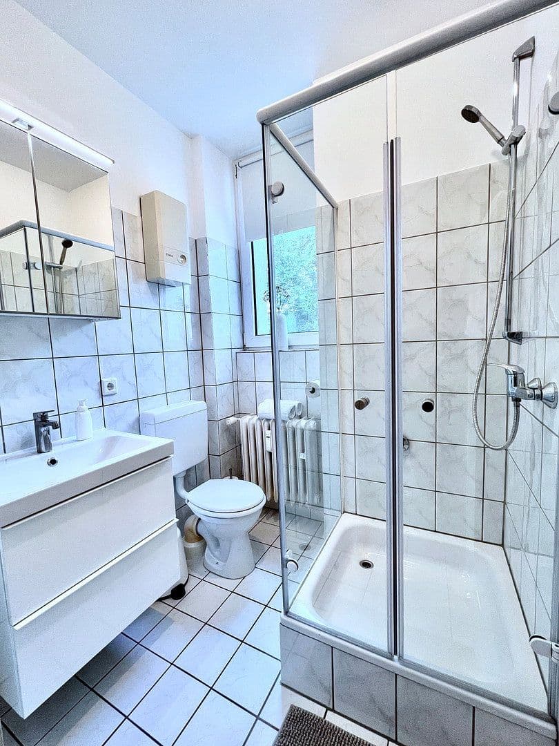 Pronájem bytu 1+1 30 m², Wuppertal, Severní Porýní-Vestfálsko Pronájem bytu 1+1 30 m², Wuppertal, Severní Porýní-Vestfálsko