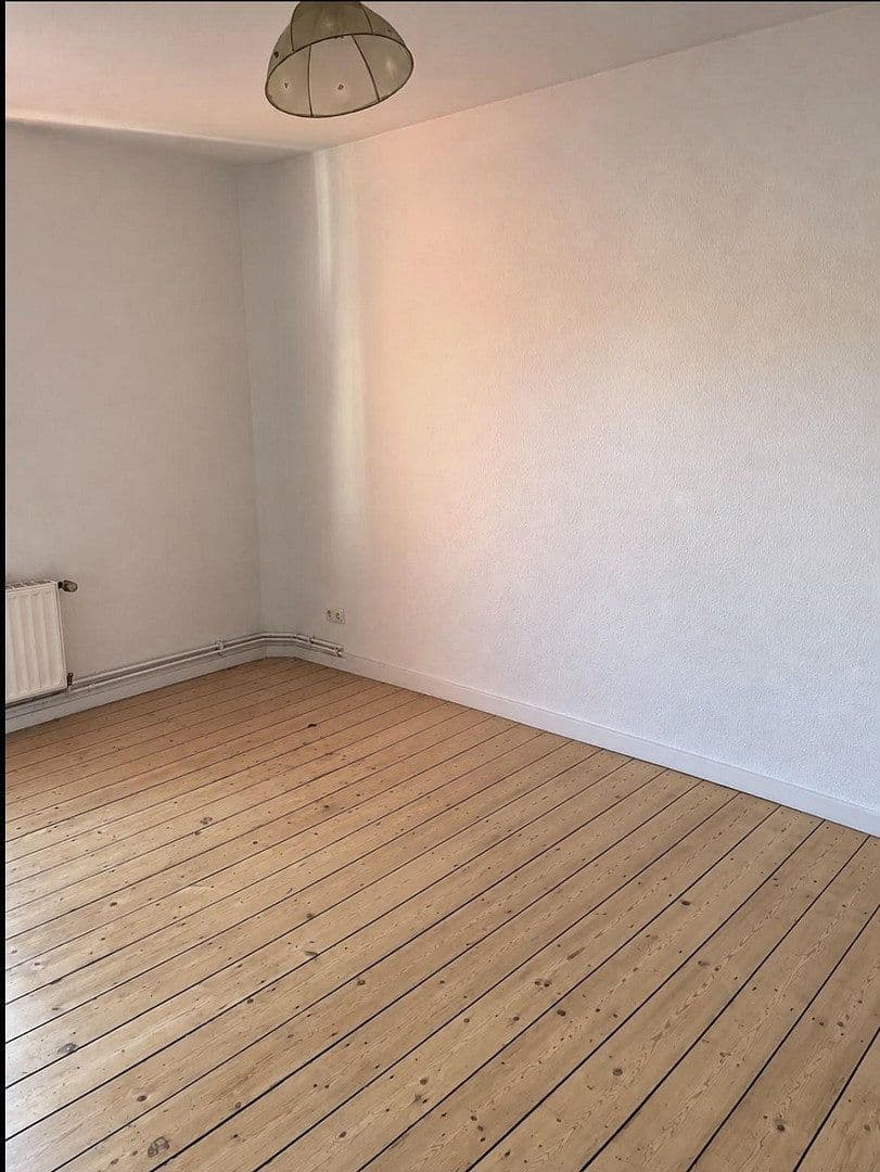Pronájem bytu 2+1 59 m², Hahnenstraße 9, Hannover, Dolní Sasko Pronájem bytu 2+1 59 m², Hahnenstraße 9, Hannover, Dolní Sasko