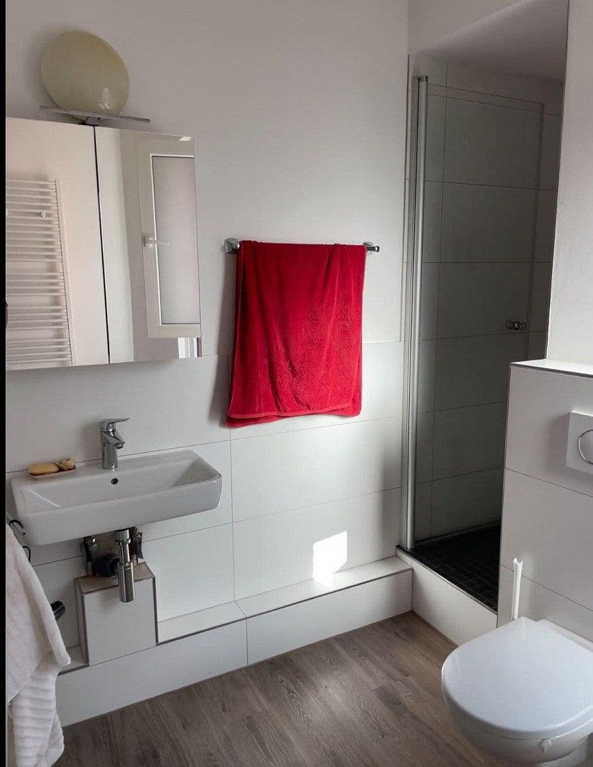 Pronájem bytu 2+1 59 m², Hahnenstraße 9, Hannover, Dolní Sasko Pronájem bytu 2+1 59 m², Hahnenstraße 9, Hannover, Dolní Sasko