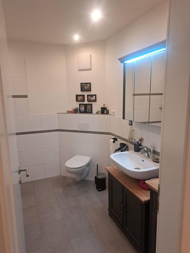 Pronájem bytu 3+1 71 m², Lohe 24, Uetersen, Šlesvicko-Holštýnsko Pronájem bytu 3+1 71 m², Lohe 24, Uetersen, Šlesvicko-Holštýnsko