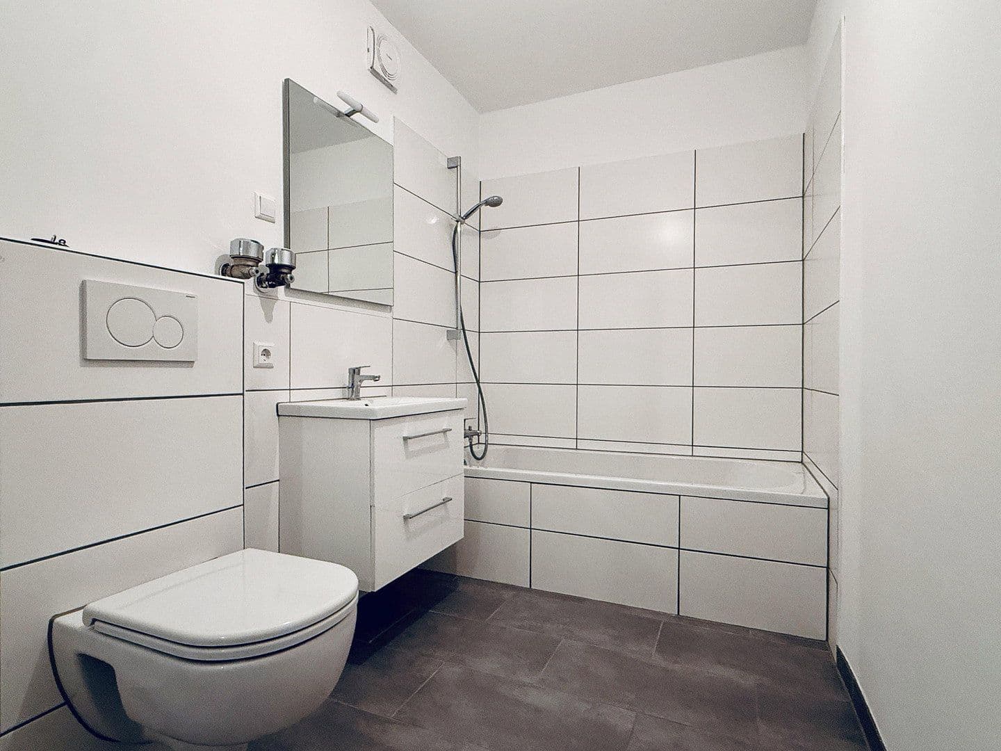 Pronájem bytu 2+kk 67 m², Schriesheimer Str. 2B, Heddesheim, Bádensko-Württembersko Pronájem bytu 2+kk 67 m², Schriesheimer Str. 2B, Heddesheim, Bádensko-Württembersko