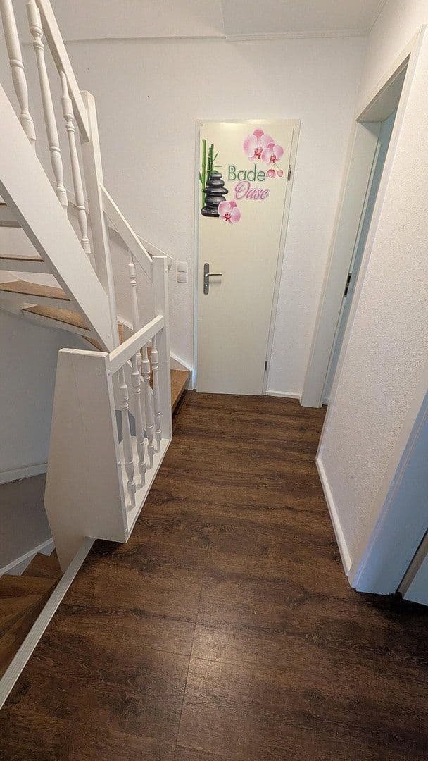 Prodej domu 130 m², pozemek 500 m², Lehrte, Dolní Sasko Prodej domu 130 m², pozemek 500 m², Lehrte, Dolní Sasko