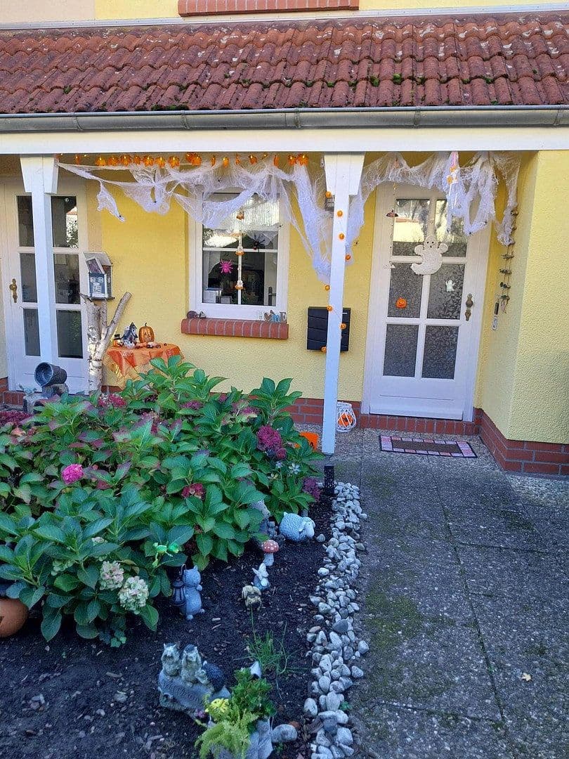 Prodej domu 130 m², pozemek 500 m², Lehrte, Dolní Sasko Prodej domu 130 m², pozemek 500 m², Lehrte, Dolní Sasko