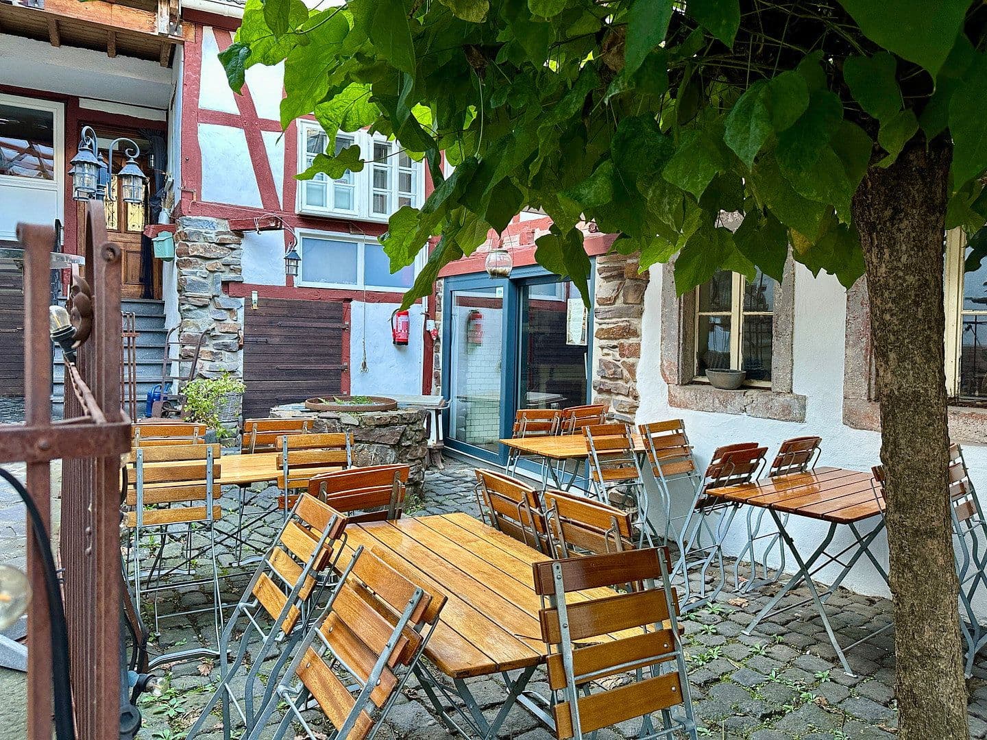Pronájem nebytového prostoru 100 m², Hauptstraße 5, Kettig, Porýní-Falc Pronájem nebytového prostoru 100 m², Hauptstraße 5, Kettig, Porýní-Falc