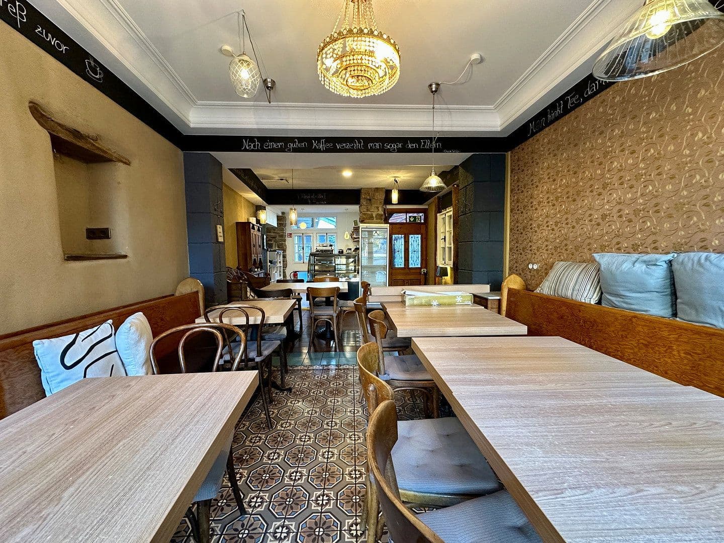 Pronájem nebytového prostoru 100 m², Hauptstraße 5, Kettig, Porýní-Falc Pronájem nebytového prostoru 100 m², Hauptstraße 5, Kettig, Porýní-Falc