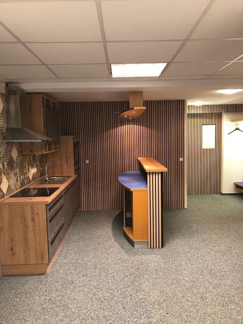 Prodej domu 1.220 m², pozemek 1.400 m², Breitenstraße 32/34, Bad Hersfeld, Hessen Prodej domu 1.220 m², pozemek 1.400 m², Breitenstraße 32/34, Bad Hersfeld, Hessen