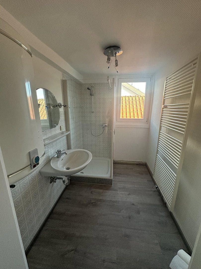 Prodej domu 1.220 m², pozemek 1.400 m², Breitenstraße 32/34, Bad Hersfeld, Hessen Prodej domu 1.220 m², pozemek 1.400 m², Breitenstraße 32/34, Bad Hersfeld, Hessen