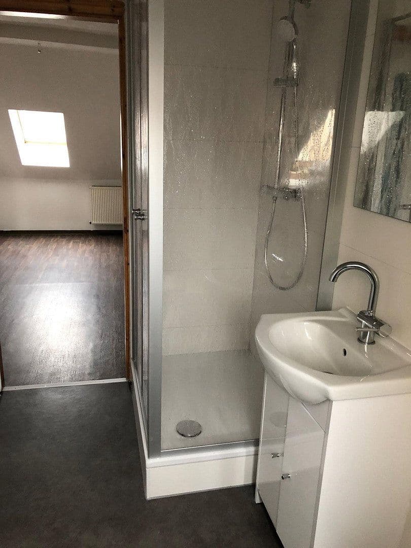 Prodej domu 1.220 m², pozemek 1.400 m², Breitenstraße 32/34, Bad Hersfeld, Hessen Prodej domu 1.220 m², pozemek 1.400 m², Breitenstraße 32/34, Bad Hersfeld, Hessen