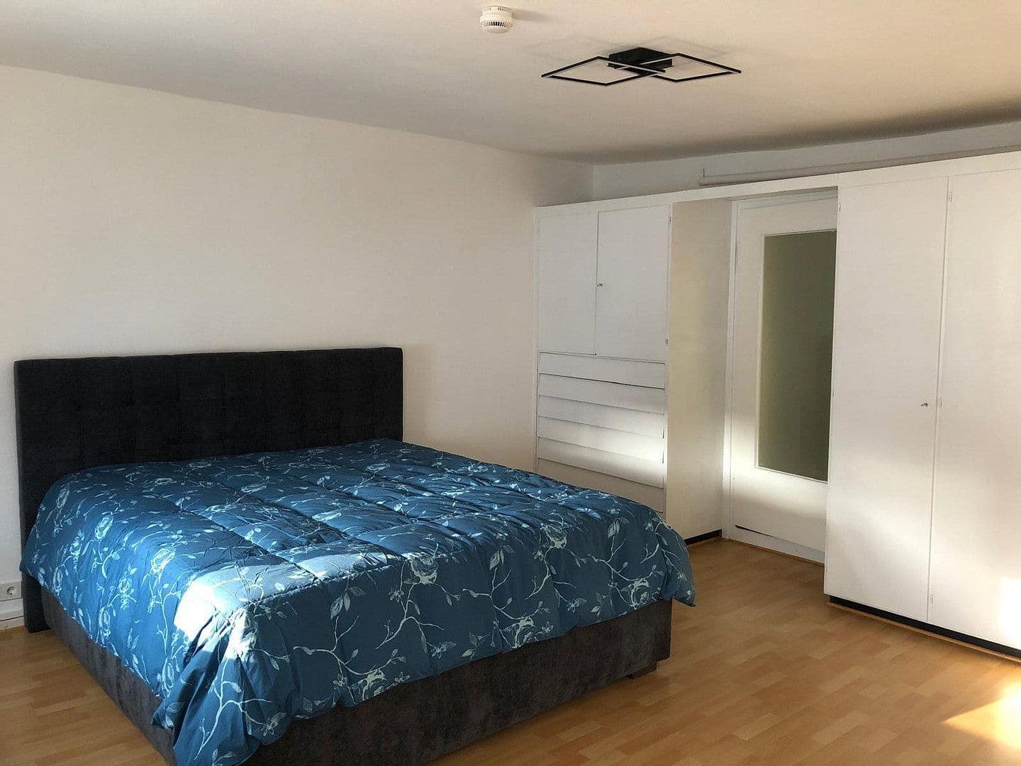 Prodej domu 1.220 m², pozemek 1.400 m², Breitenstraße 32/34, Bad Hersfeld, Hessen Prodej domu 1.220 m², pozemek 1.400 m², Breitenstraße 32/34, Bad Hersfeld, Hessen