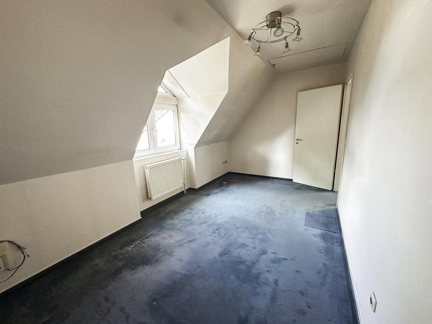 Prodej domu 235 m², pozemek 1.425 m², Im Lehmsaal 26, Seevetal, Dolní Sasko Prodej domu 235 m², pozemek 1.425 m², Im Lehmsaal 26, Seevetal, Dolní Sasko