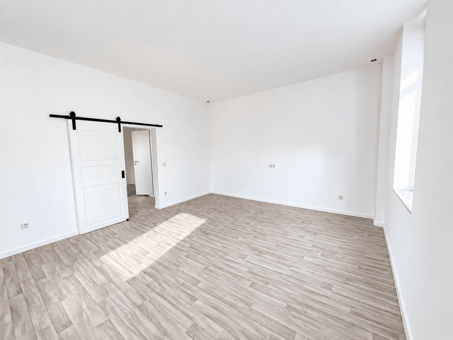 Prodej bytu 3+kk 83 m², Herne, Severní Porýní-Vestfálsko Prodej bytu 3+kk 83 m², Herne, Severní Porýní-Vestfálsko