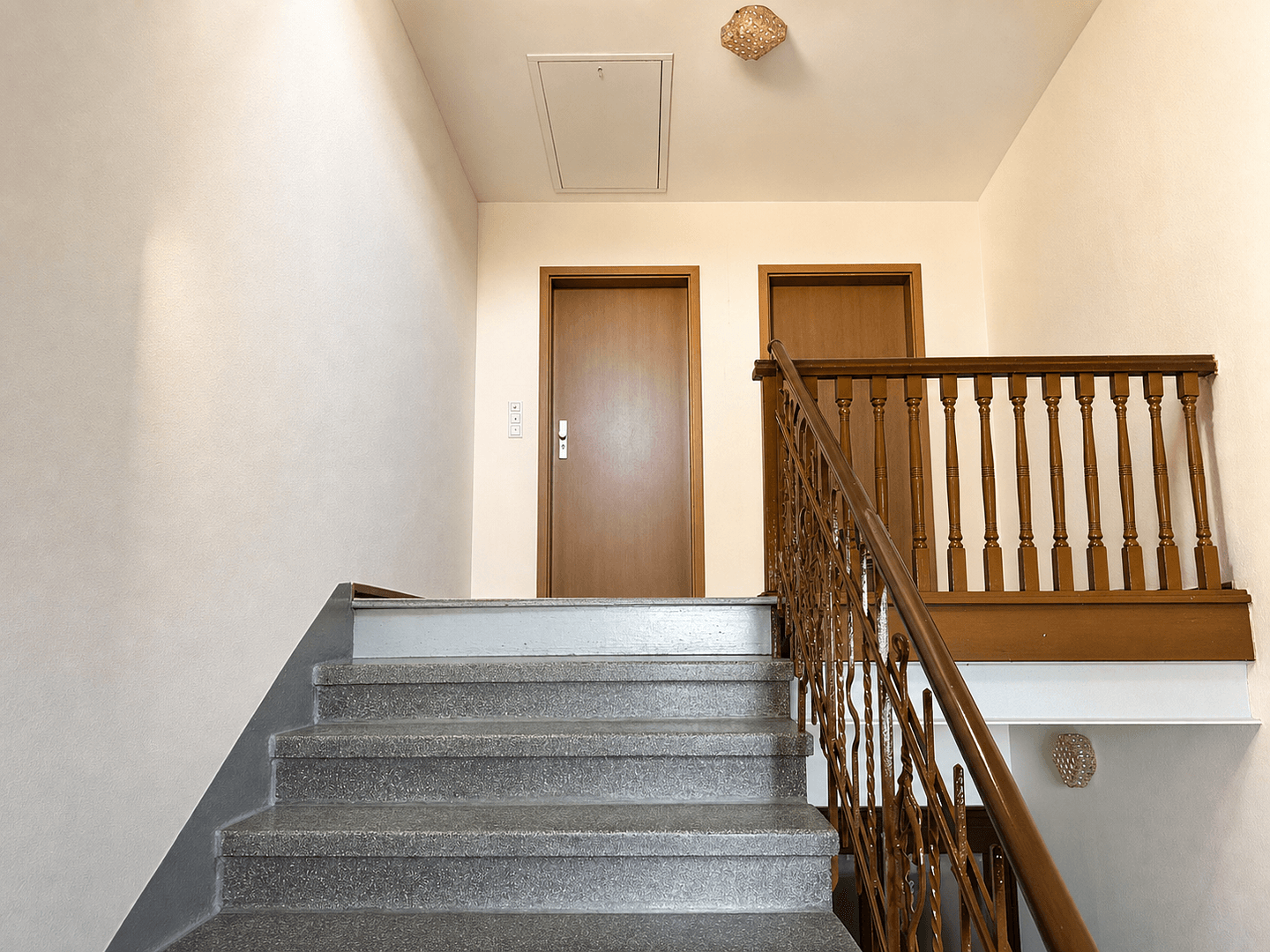 Prodej domu 362 m², pozemek 280 m², Gartenstr. 54, Falkenstein/Vogtland, Sasko Prodej domu 362 m², pozemek 280 m², Gartenstr. 54, Falkenstein/Vogtland, Sasko