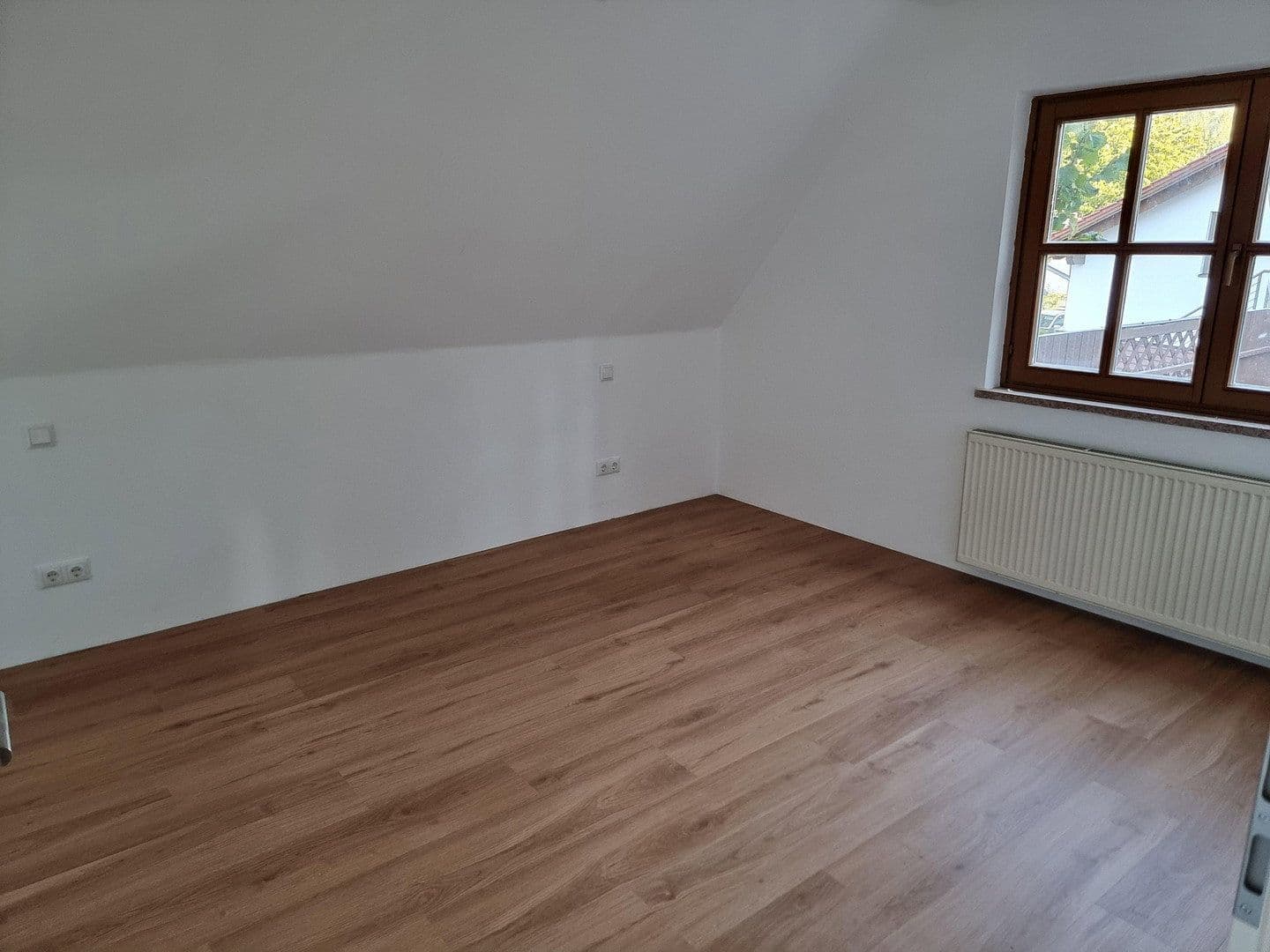 Pronájem bytu 4+1 95 m², Margaretenweg 5, Gröbenzell, Bavorsko Pronájem bytu 4+1 95 m², Margaretenweg 5, Gröbenzell, Bavorsko