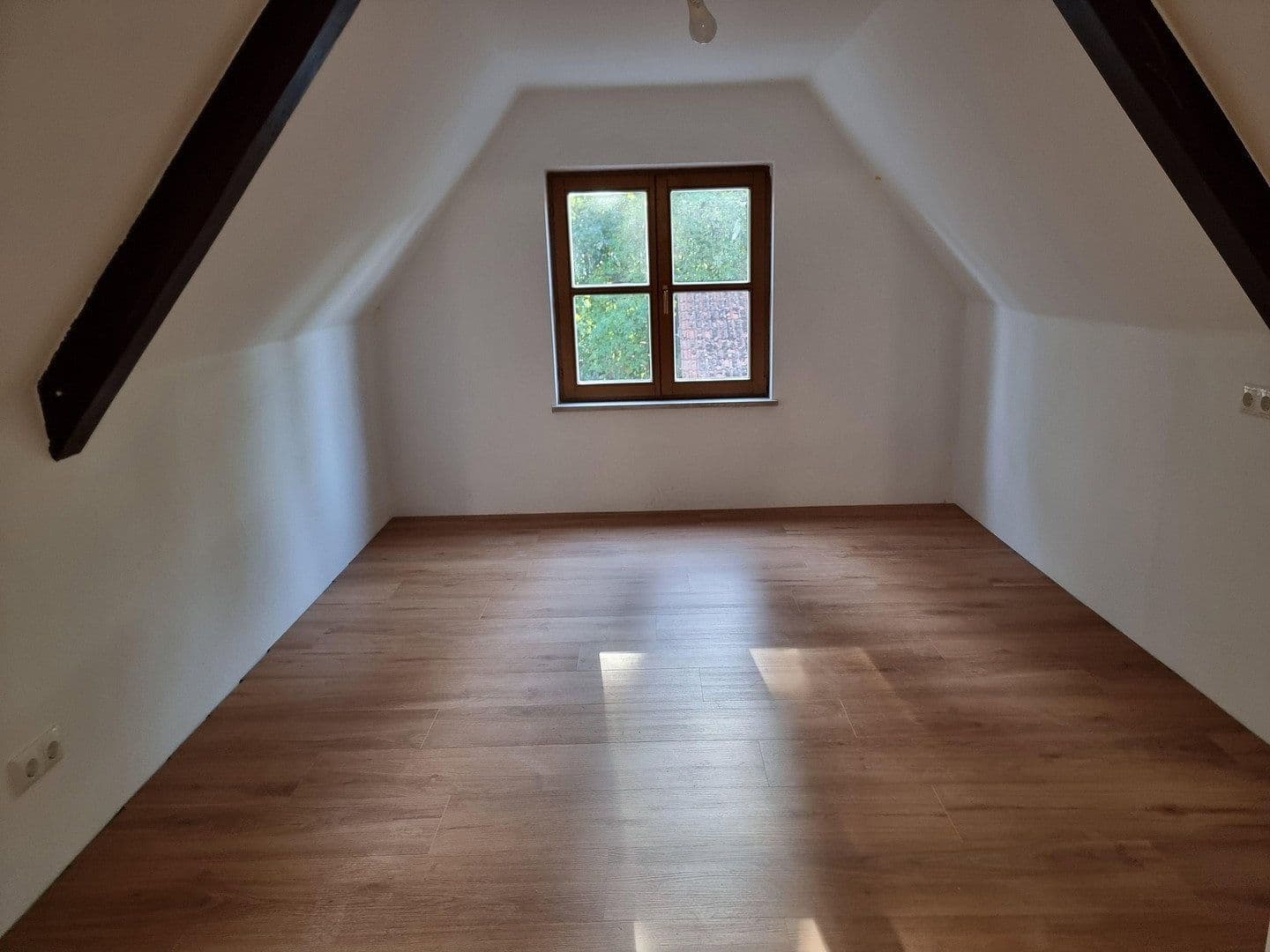 Pronájem bytu 4+1 95 m², Margaretenweg 5, Gröbenzell, Bavorsko Pronájem bytu 4+1 95 m², Margaretenweg 5, Gröbenzell, Bavorsko