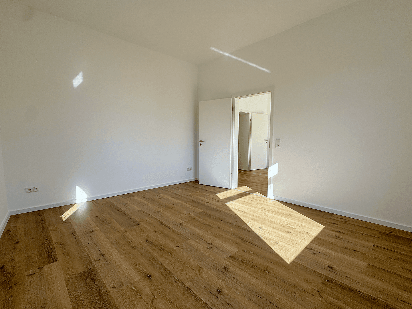 Pronájem bytu 3+1 73 m², Leverkusen, Severní Porýní-Vestfálsko Pronájem bytu 3+1 73 m², Leverkusen, Severní Porýní-Vestfálsko