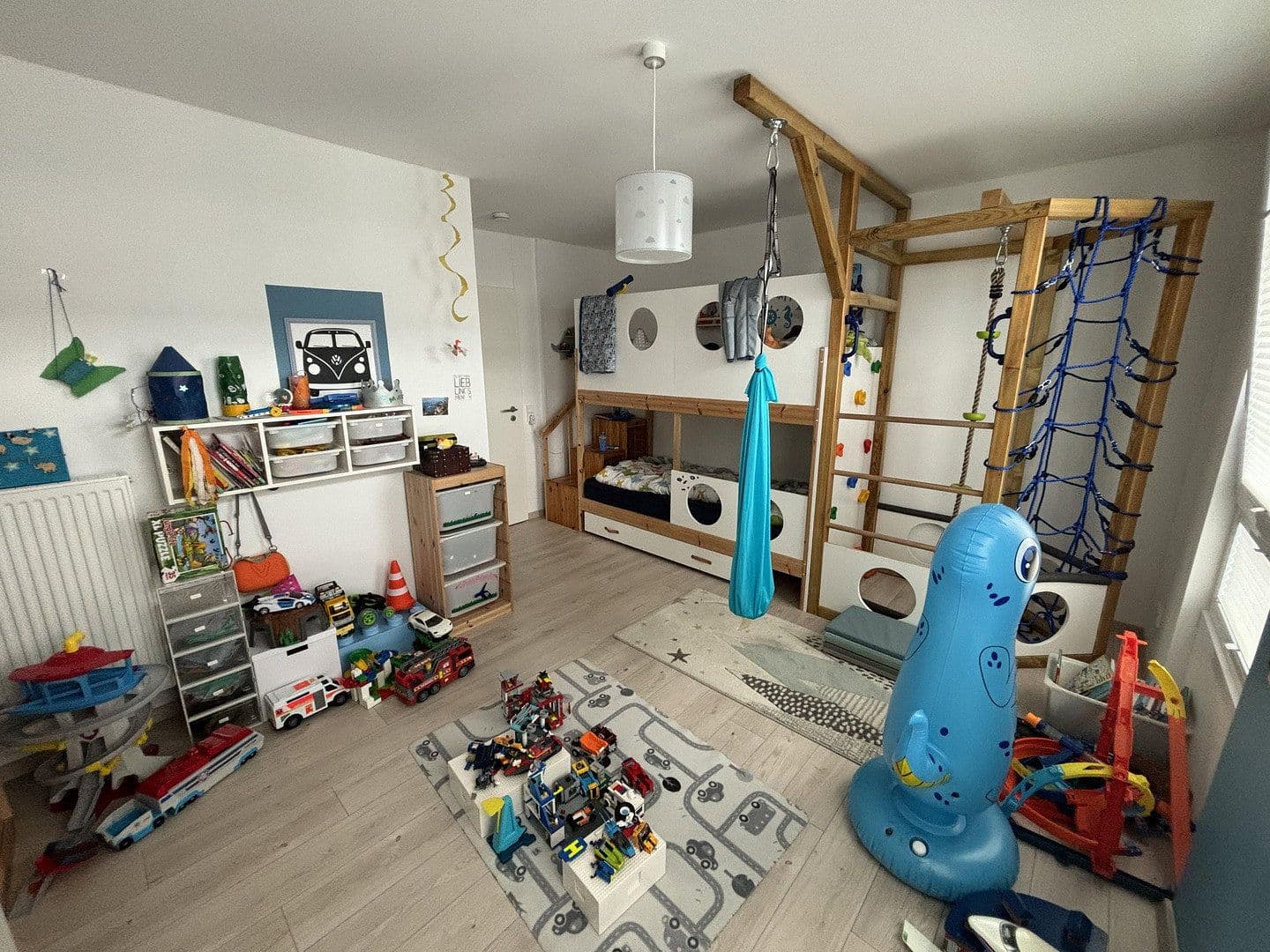 Pronájem domu 143 m², pozemek 223 m², Bad Nenndorf, Dolní Sasko Pronájem domu 143 m², pozemek 223 m², Bad Nenndorf, Dolní Sasko