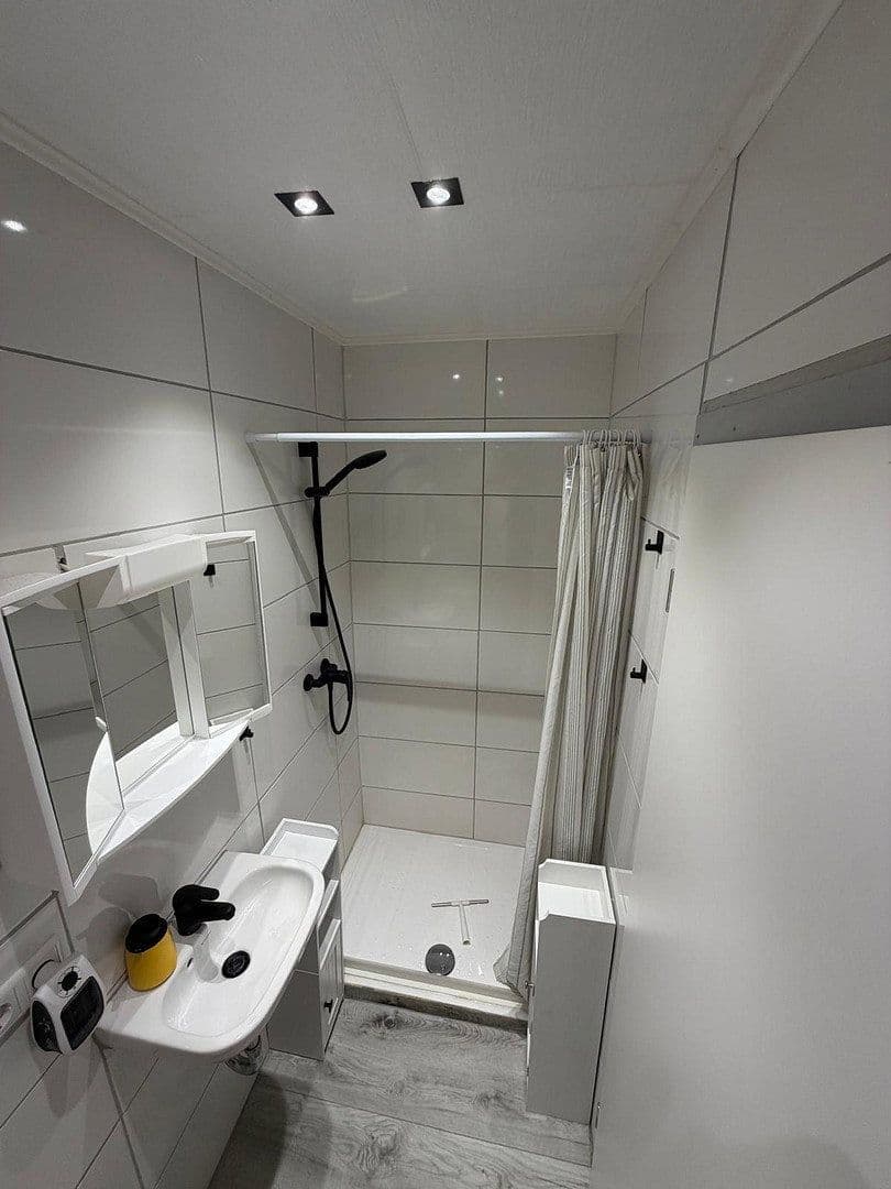 Pronájem bytu 1+1 25 m², Mannheim, Bádensko-Württembersko Pronájem bytu 1+1 25 m², Mannheim, Bádensko-Württembersko