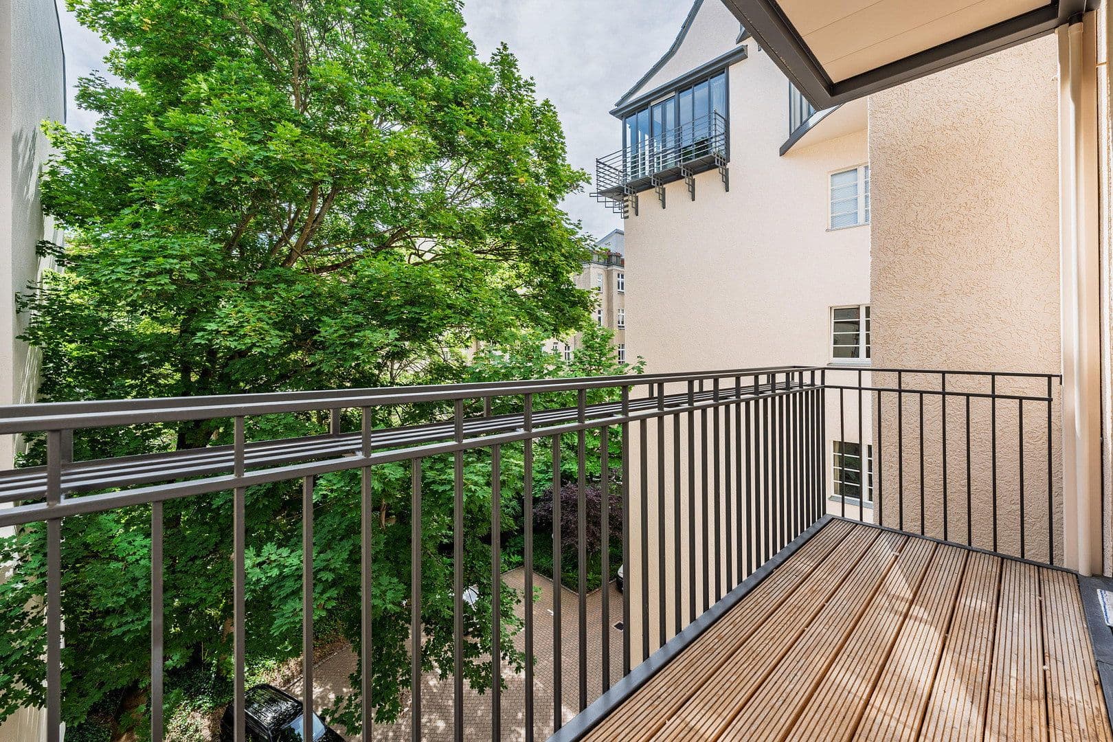 Prodej bytu 4+1 148 m², Düsseldorfer Str. 34, Berlin, Berlín Prodej bytu 4+1 148 m², Düsseldorfer Str. 34, Berlin, Berlín