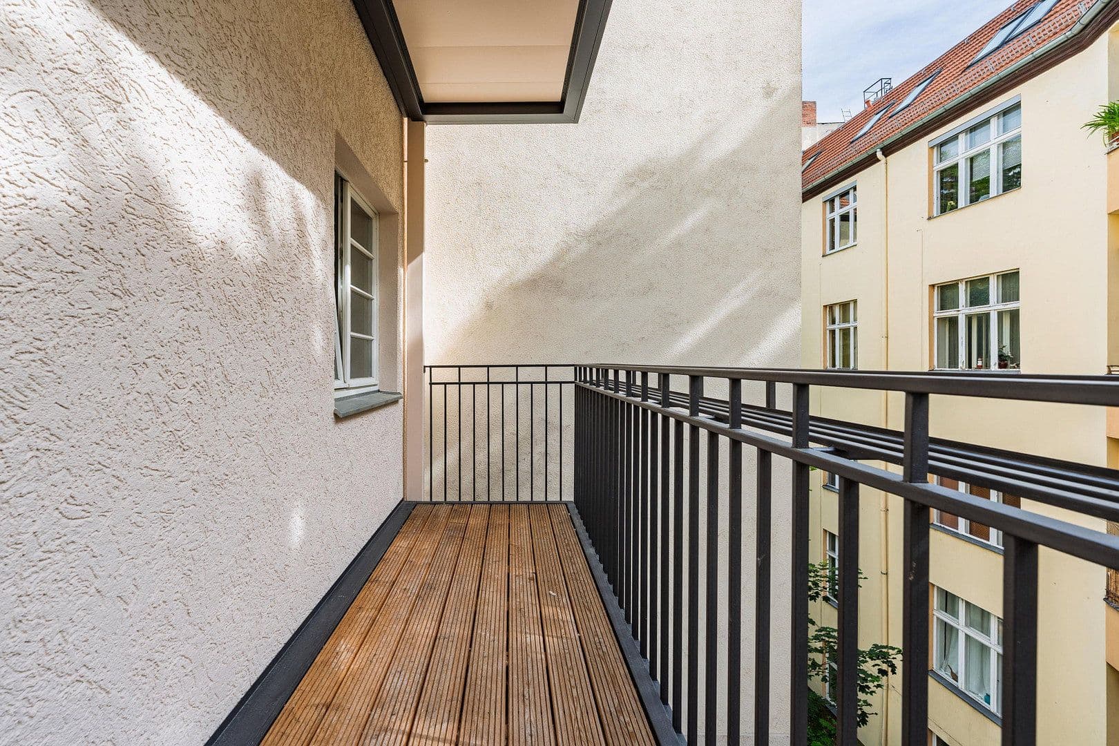Prodej bytu 4+1 148 m², Düsseldorfer Str. 34, Berlin, Berlín Prodej bytu 4+1 148 m², Düsseldorfer Str. 34, Berlin, Berlín