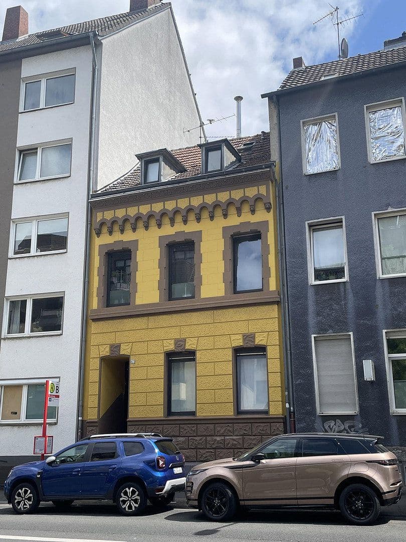 Prodej domu 150 m², pozemek 152 m², Niehler Straße 70, Köln, Severní Porýní-Vestfálsko Prodej domu 150 m², pozemek 152 m², Niehler Straße 70, Köln, Severní Porýní-Vestfálsko