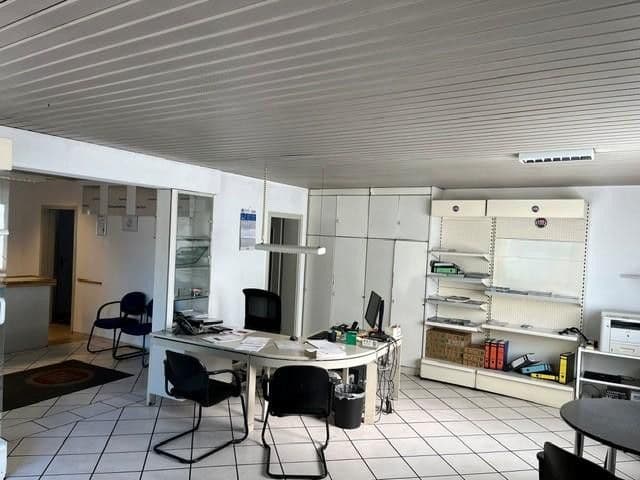 Prodej nebytového prostoru 4.470 m², Stuttgarter Strasse 91, Calw, Bádensko-Württembersko Prodej nebytového prostoru 4.470 m², Stuttgarter Strasse 91, Calw, Bádensko-Württembersko