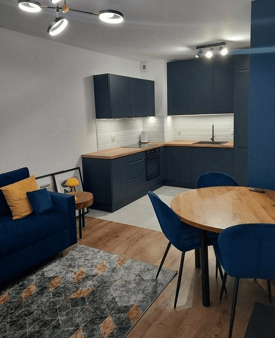 Pronájem bytu 2+1 48 m², Stuttgart, Bádensko-Württembersko Pronájem bytu 2+1 48 m², Stuttgart, Bádensko-Württembersko